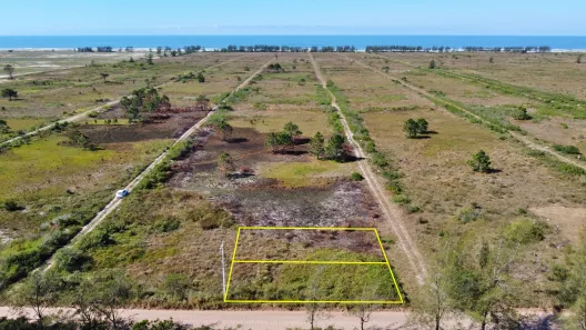 Lote/Terreno à venda, 300m² no Village Dunas 1, Balneário Gaivota