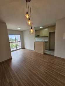 Apartamento com 2 Quartos para alugar, 51m² no Aurora, Londrina