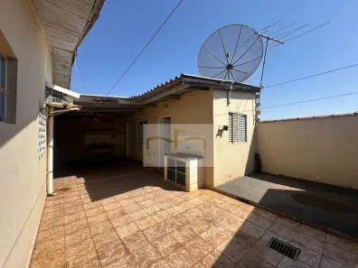 Casa com 3 Quartos à venda, 90m² no Conjunto Vivi Xavier, Londrina