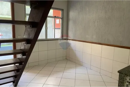 Casa de Condomínio com 2 Quartos à venda, 43m² no Vila Leopoldina, Duque de Caxias