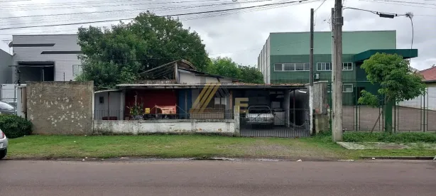 Lote/Terreno à venda, 735m² no Boqueirão, Curitiba