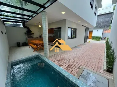 Casa de Condomínio com 3 Quartos à venda, 120m² no Maresias, São Sebastião