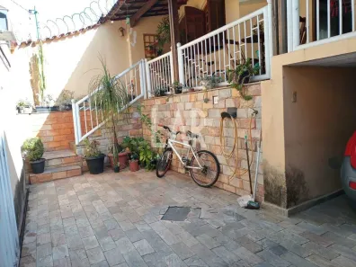 Casa com 3 Quartos à venda, 167m² no Planalto, Belo Horizonte