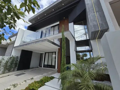 Casa de Condomínio com 4 Quartos para alugar, 240m² no Centro, Petrolina