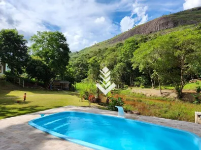 Casa de Condomínio com 2 Quartos para alugar, 80m² no Campo do Coelho, Nova Friburgo