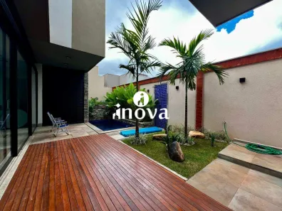 Casa com 3 Quartos à venda, 324m² no Estância dos Ipês, Uberaba