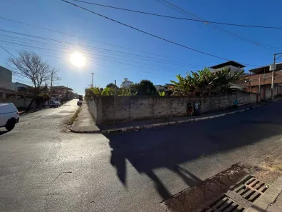 Lote/Terreno à venda, 720m² no Dom Bosco, Betim