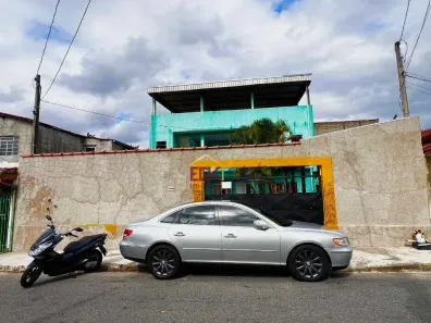 Sobrado com 3 Quartos à venda, 145m² no Parque Aeroporto, Taubaté