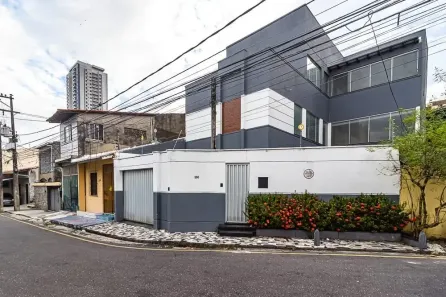 Sobrado com 5 Quartos à venda, 274m² no Cremação, Belém