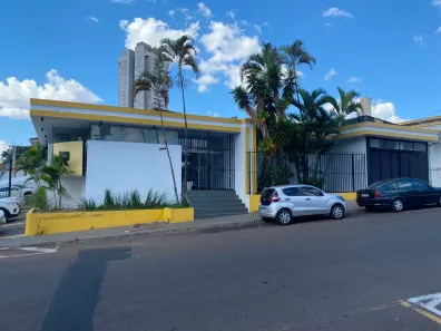 Ponto Comercial para alugar, 800m² no São José, Franca