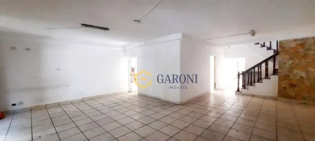 Imóvel Comercial com 4 Quartos para alugar, 350m² no Vila Hamburguesa, São Paulo
