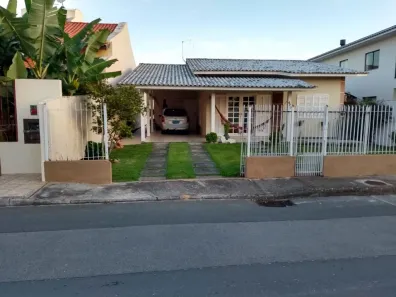 Casa com 4 Quartos à venda, 211m² no Ingleses do Rio Vermelho, Florianópolis