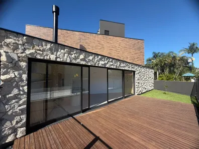 Casa de Condomínio com 2 Quartos à venda, 80m² no Cachoeira do Bom Jesus, Florianópolis
