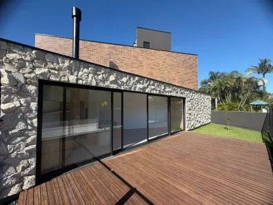 Sobrado com 2 Quartos à venda, 86m² no Cachoeira do Bom Jesus, Florianópolis