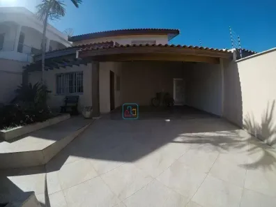 Casa com 3 Quartos à venda, 208m² no Jardim São Domingos, Americana