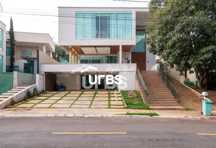 Casa de Condomínio com 4 Quartos à venda, 480m² no Condomínio do Lago 1ª Etapa, Goiânia