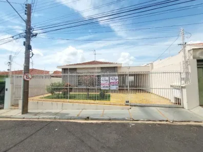 Casa com 3 Quartos à venda, 166m² no Centro, Araraquara