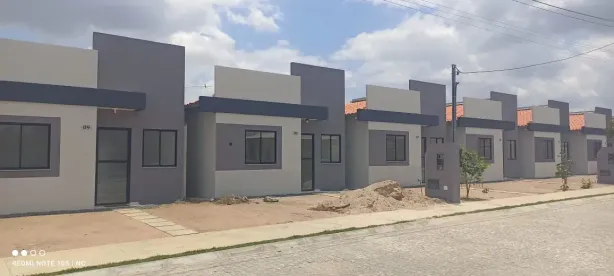 Casa com 2 Quartos à venda, 52m² no Papagaio, Feira de Santana