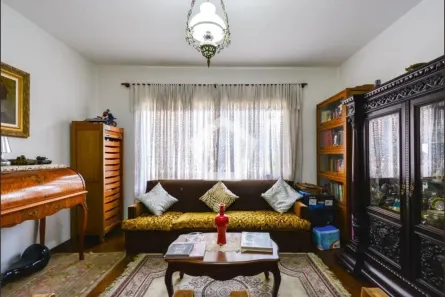 Casa com 3 Quartos à venda, 240m² no Vila Firmiano Pinto, São Paulo