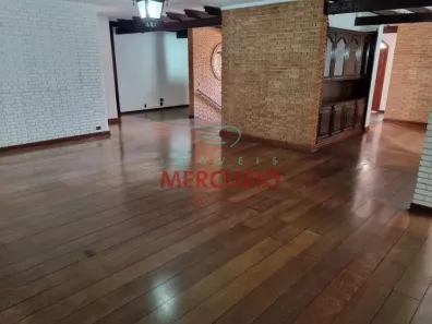 Casa com 5 Quartos à venda, 1082m² no Centro, Bauru