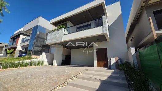 Casa com 4 Quartos à venda, 253m² no Jardim Morumbi, Londrina