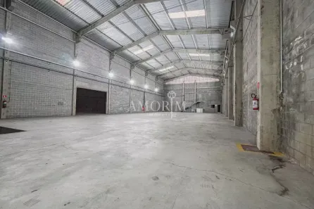 Galpão/Depósito/Armazém para alugar, 1150m² no Colina Maria Luíza (Jordanésia), Cajamar