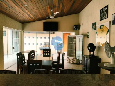 Sobrado com 4 Quartos para alugar, 337m² no Centro, Sorocaba