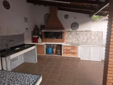 Casa com 3 Quartos à venda, 276m² no Jardim Santa Angelina, Araraquara