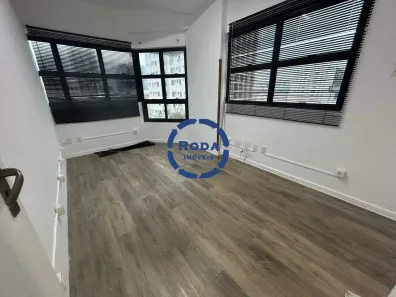 Sala Comercial com 2 Quartos para alugar, 45m² no Aparecida, Santos