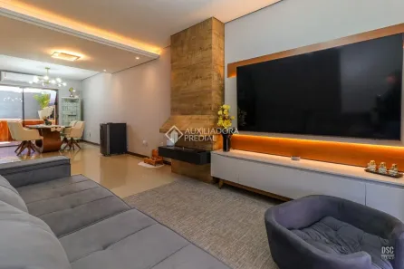 Casa com 3 Quartos à venda, 170m² no Hípica, Porto Alegre