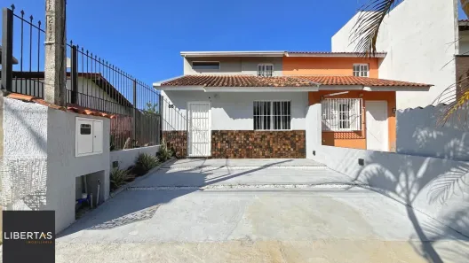 Casa com 2 Quartos à venda, 70m² no Hípica, Porto Alegre