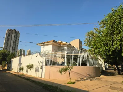 Sobrado com 3 Quartos à venda, 300m² no Santa Rosa, Cuiabá