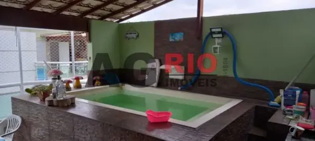 Casa de Condomínio com 2 Quartos à venda, 100m² no Bento Ribeiro, Rio de Janeiro