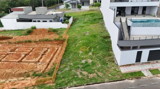 Lote/Terreno à venda, 550m² no Colinas de Indaiatuba, Indaiatuba