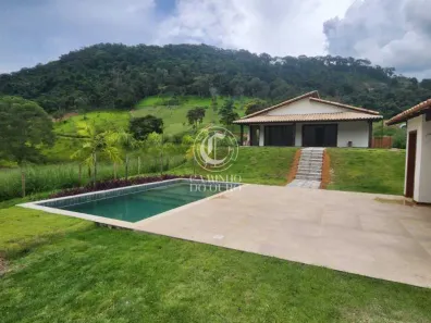 Casa com 3 Quartos à venda, 250m² no Pedro do Rio, Petrópolis