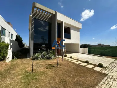 Casa de Condomínio com 5 Quartos à venda, 360m² no Serra Dourada, Vespasiano