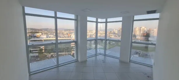 Sala Comercial à venda, 63m² no Pedra Branca, Palhoça