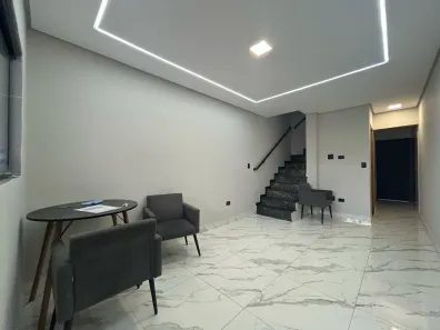 Casa de Condomínio com 2 Quartos à venda, 70m² no Sítio do Campo, Praia Grande
