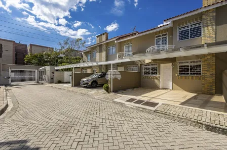 Sobrado com 3 Quartos à venda, 82m² no Novo Mundo, Curitiba