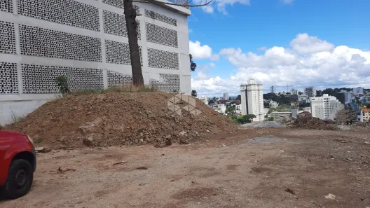 Lote/Terreno à venda, 414m² no Petrópolis, Caxias do Sul