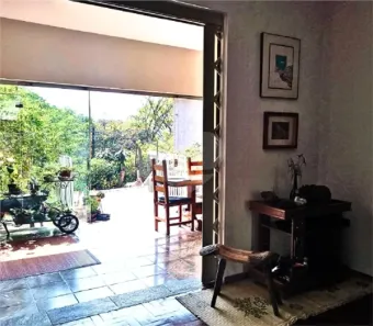 Casa com 3 Quartos à venda, 258m² no Sumaré, São Paulo