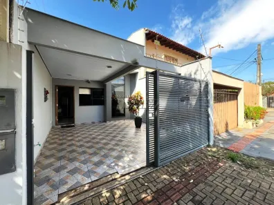 Casa com 3 Quartos à venda, 82m² no Antares, Londrina