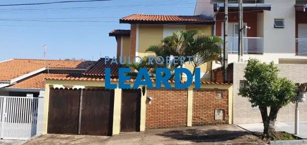 Sobrado com 2 Quartos à venda, 240m² no Samambaia, Valinhos