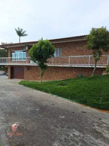 Casa com 3 Quartos para venda ou aluguel, 393m² no Jardim Planalto, Arujá