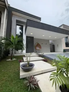 Casa de Condomínio com 3 Quartos à venda, 250m² no Ponta Negra, Manaus