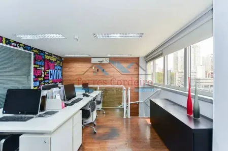 Sala Comercial para venda ou aluguel, 140m² no Vila Andrade, São Paulo
