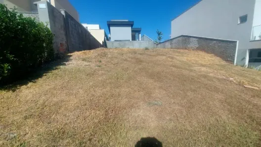 Lote/Terreno à venda, 300m² no Jardins Barcelona, Senador Canedo