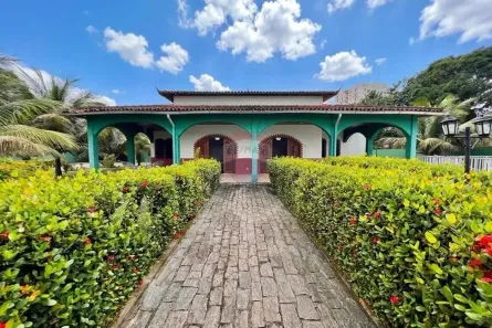 Casa com 3 Quartos à venda, 1600m² no Centro, Ananindeua