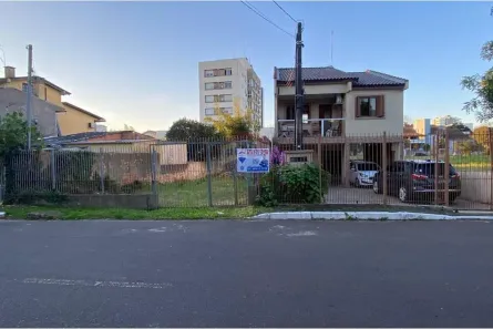 Sobrado com 3 Quartos à venda, 183m² no Nossa Senhora das Graças, Canoas