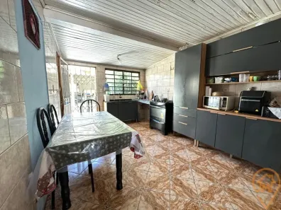 Casa com 2 Quartos à venda, 150m² no Sítio Cercado, Curitiba